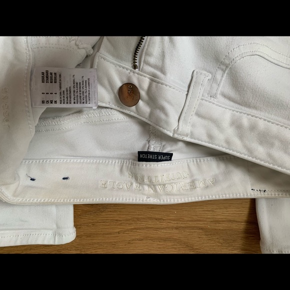 American Eagle Jeans - Picture 3 of 3
